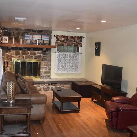 5 Bdr Cabin Game Rm Large Deck Fireplace Firetable Lake Harmony Εξωτερικό φωτογραφία